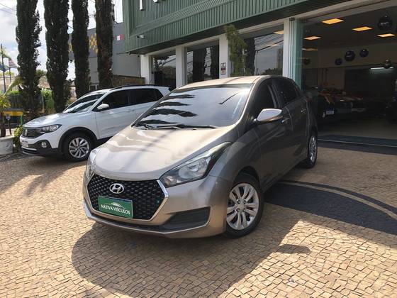 HYUNDAI HB20 1.6 COMFORT PLUS 16V FLEX 4P AUTOMÁTICO HYUNDAI HB20 1.6 COMFORT PLUS 16V FLEX 4P AUTOMÁTICO